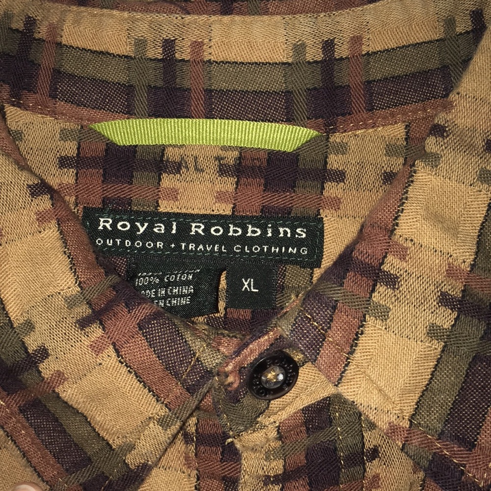 Men’s Button down - Picture 3 of 3